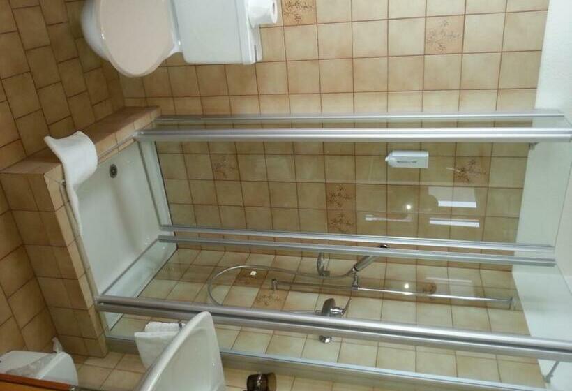 Номер Стандарт Трехместный, Chavalatsch