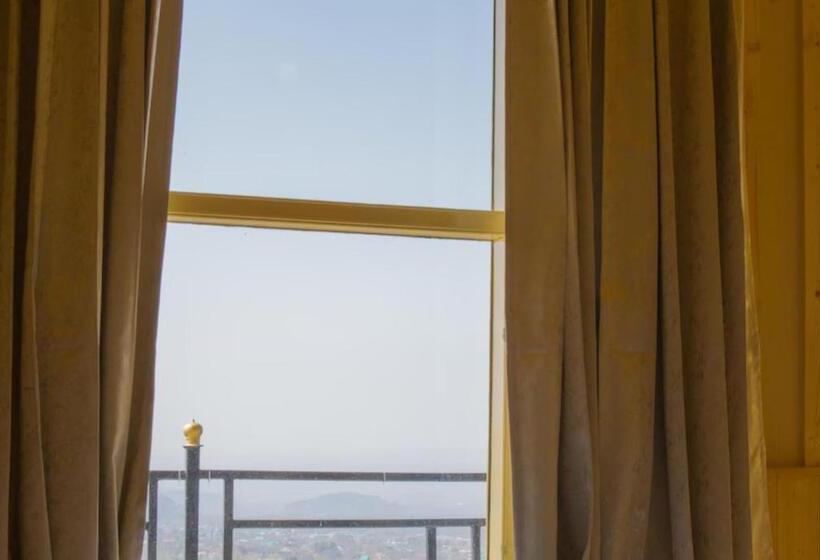스탠다드 룸 산 전망, Goroomgo Ghar Bar Boutique Stay Himachal Pradesh   Luxury Room & Mountain View