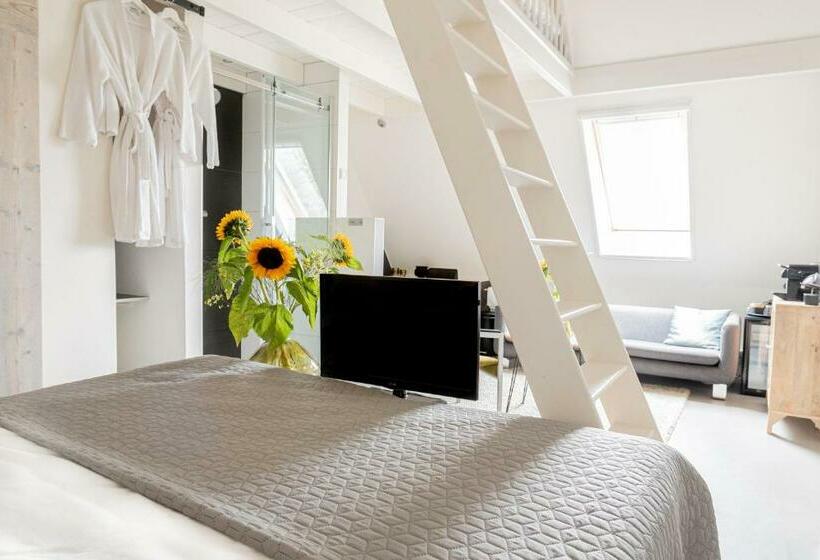 Люкс с гидромассажем, De Vijf Suites