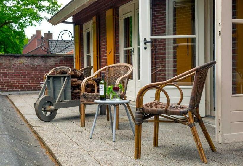 اتاق استاندارد یک نفره, Restaurant In D Ouwe Peel