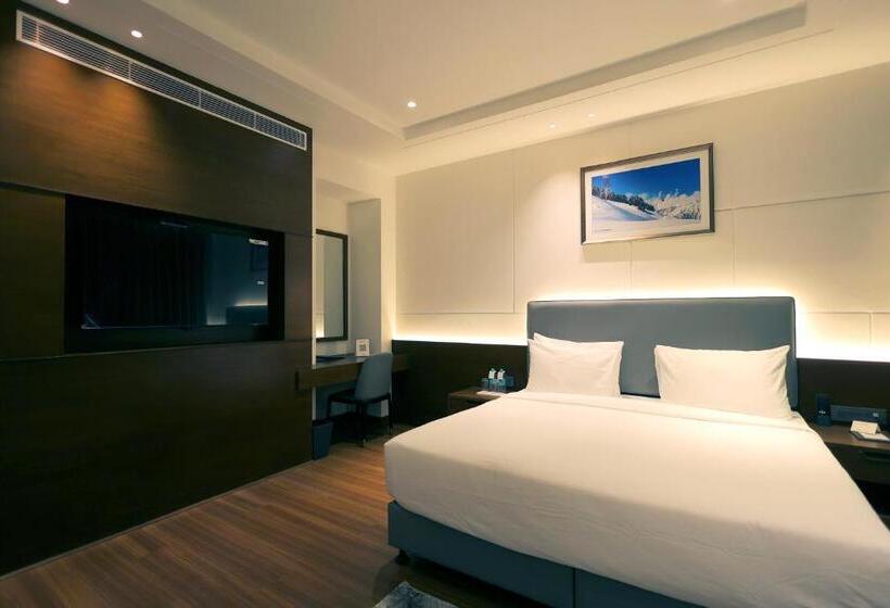 스탠다드 룸 킹사이즈 침대, Pride Elite Haridwar Near Haridwar Railway Station