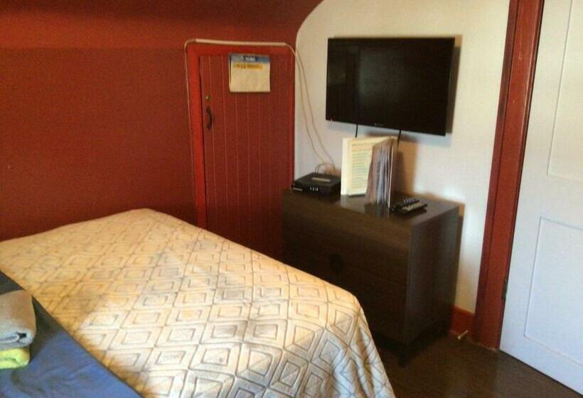 Номер Economy Индивидуальный, Nisku Guest House