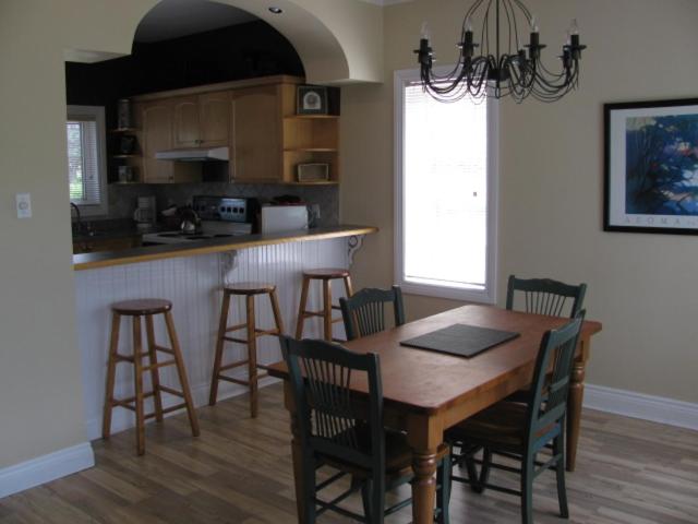 جناح, Highlands Four Season Resort