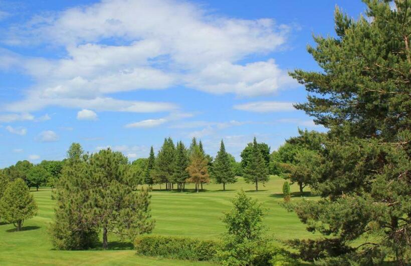 جناح مزود بجاكوزى, Highlands Four Season Resort