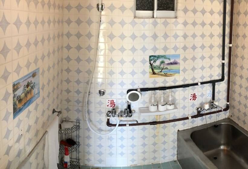 공동 객실, Hostel Yadoari