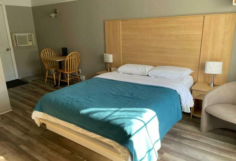 经济房, Motel Au P Tit Sapin