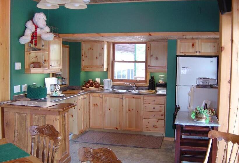 Стандартный Номер Кровать Кинг, Sunny Rock Bed & Breakfast