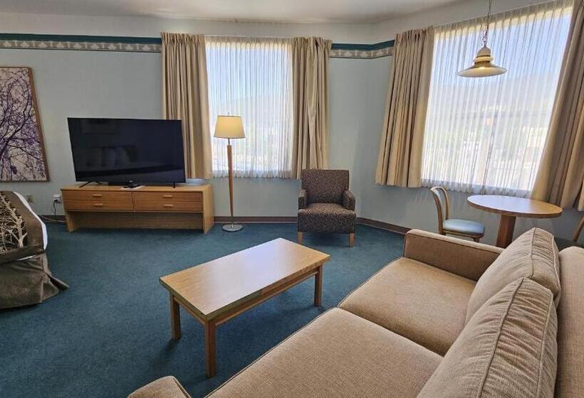 이그제큐티브 룸 킹사이즈 침대, The Cedars Inn Hotel & Convention Centre