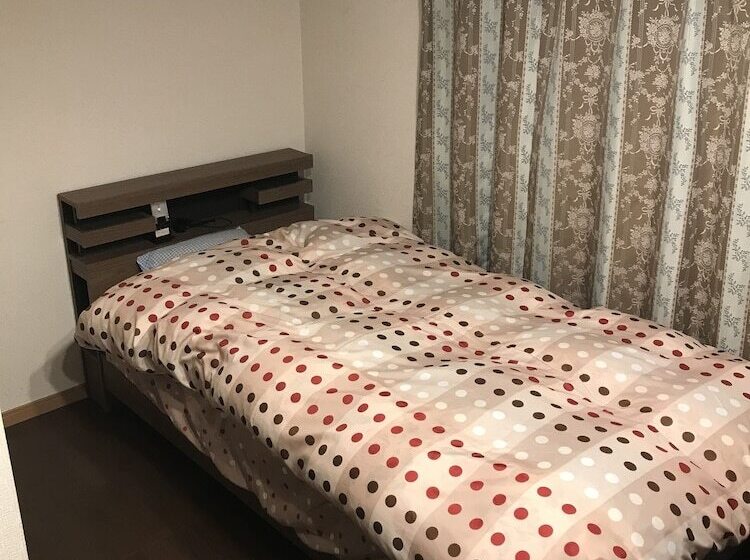 Номер Стандарт, Nagasaki Kagamiya