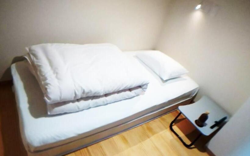 공동 객실, Hiroshima Saijo Youth Hostel