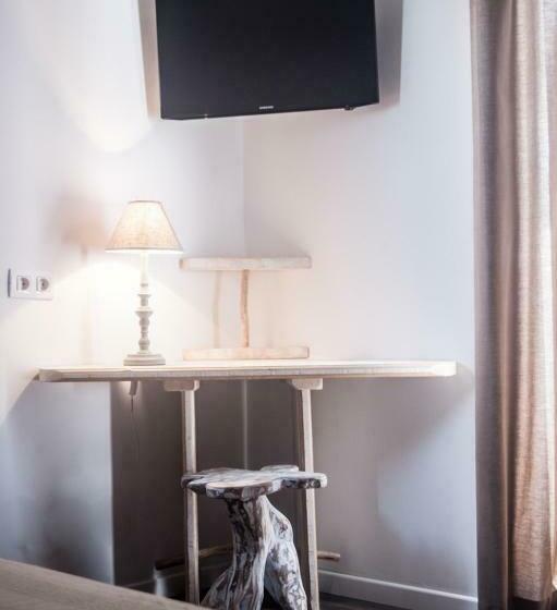 Номер Стандарт с Террасой, Hostal Bon Sol