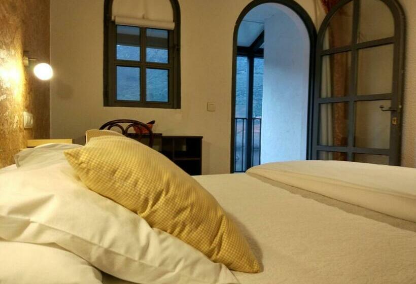 标准间带阳台, Posada Real Quinta De La Concepción
