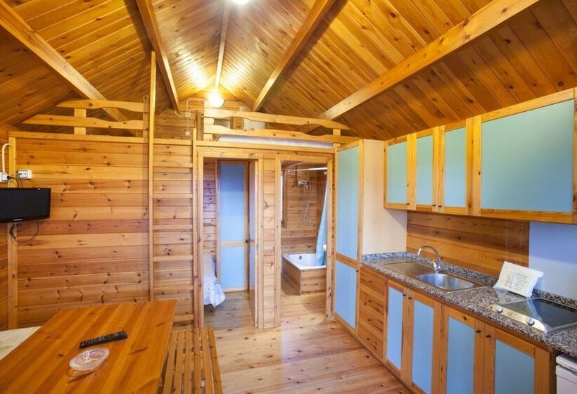 Бунгало Стандарт, Camping Gironella