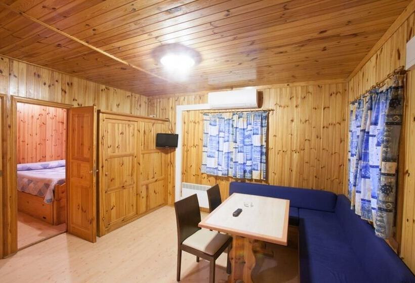 Бунгало Стандарт 2 Спальни, Camping Gironella