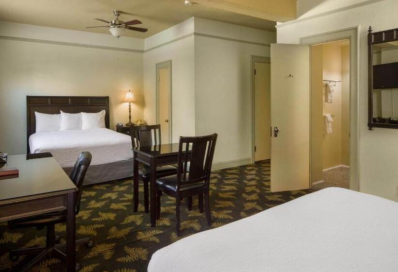Номер Deluxe Кровать Куин, Finlen Hotel And Motor Inn