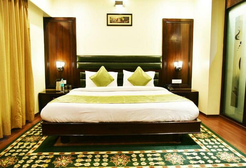 디럭스 룸, Indraprastha Resort Dalhousie
