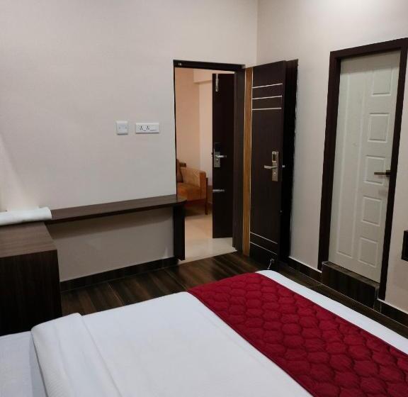 Family Suite, Sivamurugan Hotels