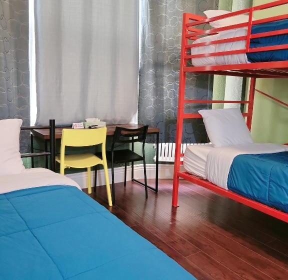 Quarto Triplo Standart, Orange Village Hostel