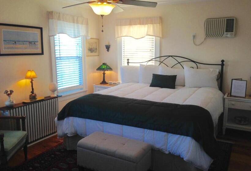 Стандартный Номер Кровать Кинг, The Stirling House Waterfront Inn Greenport