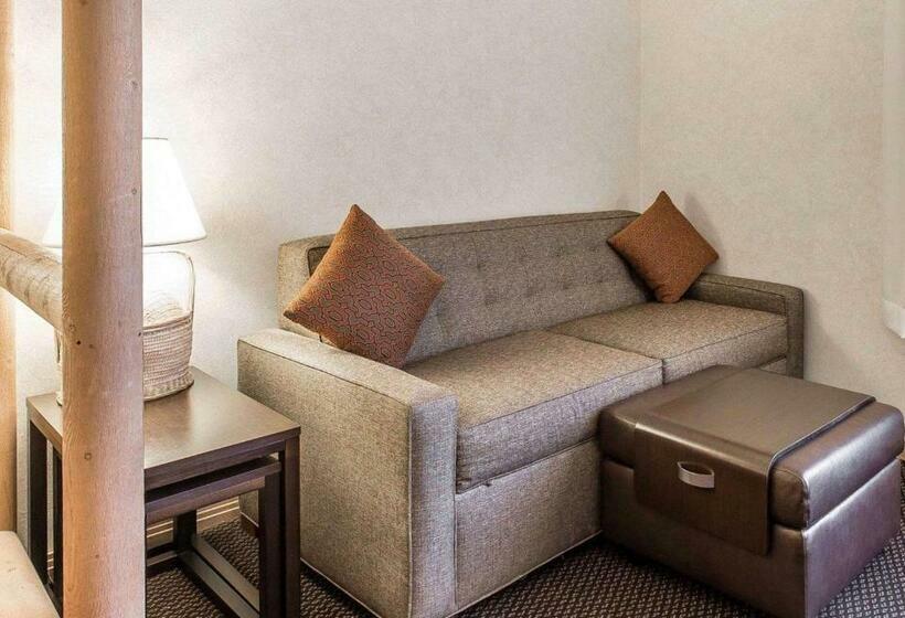 Люкс, Quality Suites Moab Near Arches National Park