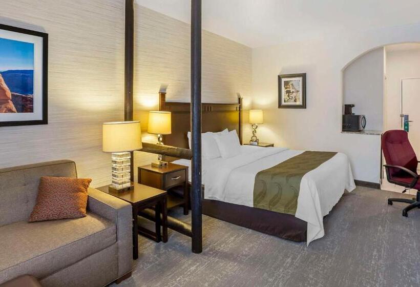 Люкс Кровать Кинг, Quality Suites Moab Near Arches National Park