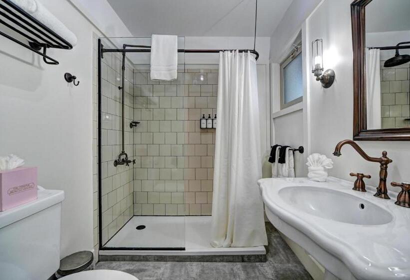 带大床的标准间, The Montauk Beach House