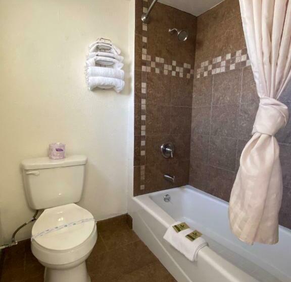 Номер Стандарт, Economy Inn Paso Robles
