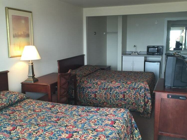 带2个双人床的标准工作室, Point 1 Resort & Motel