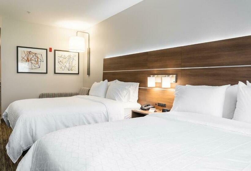 Номер Стандарт, Holiday Inn Express & Suites   Lake Forest, An Ihg