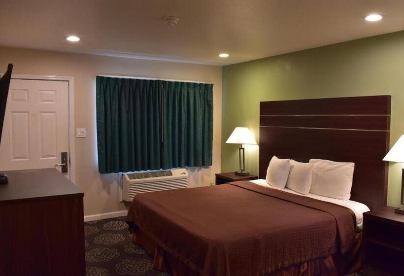 Стандартный Номер Кровать Кинг, Country Inn