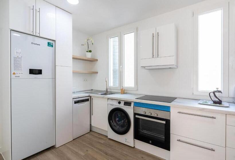 اتاق استاندارد یک نفره, C/ Navarra Habitación 2 2