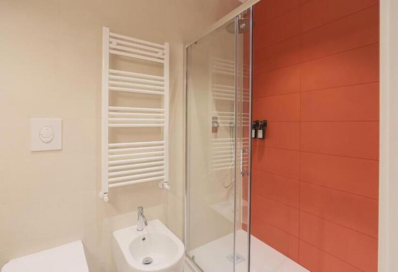 اتاق استاندارد سه نفره, Desiderio Guest House