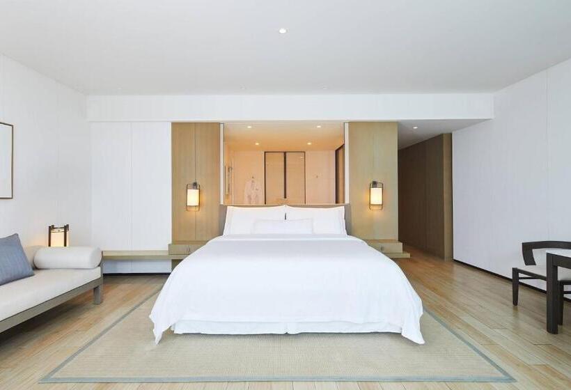 Номер Deluxe Кровать Кинг, The Westin Blue Bay Resort & Spa