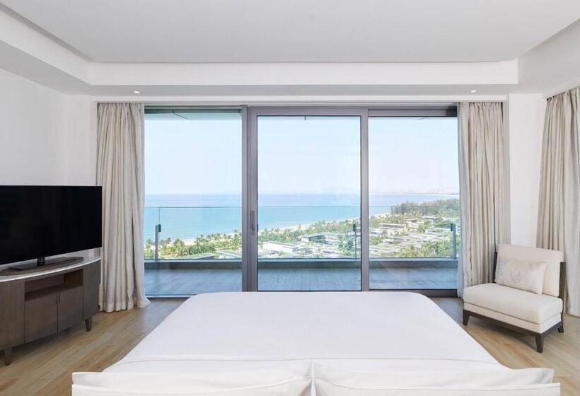 Люкс Deluxe Кровать Кинг, The Westin Blue Bay Resort & Spa