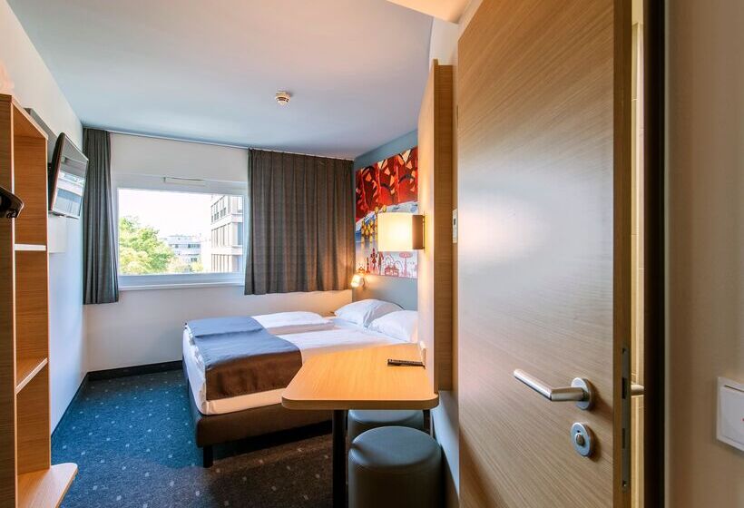 Номер Стандарт, B&b Hotel München City West