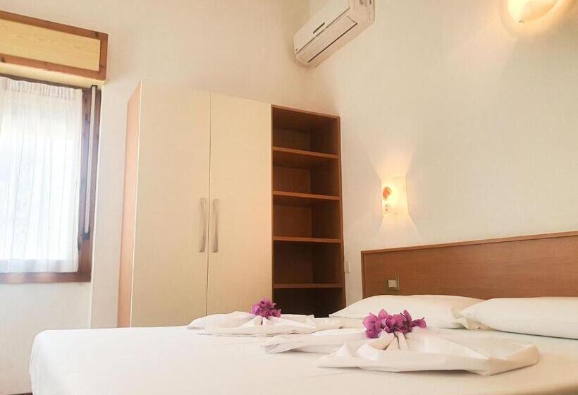 스탠다드 룸 산 전망, Residence Hotel Maxi