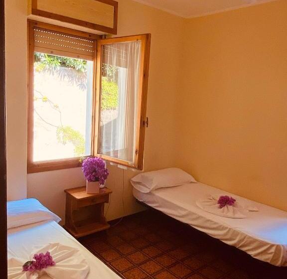 2 Bedroom Apartment with Views, Residence Hotel Maxi