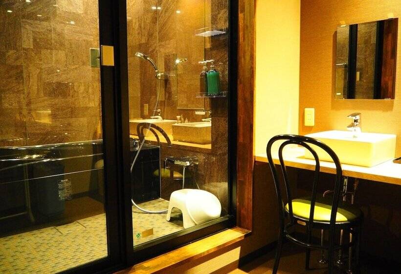 اتاق سوپریور, Kusatsu Onsen Eidaya