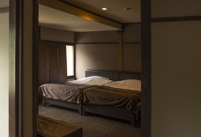 اتاق سوپریور, Kusatsu Onsen Eidaya