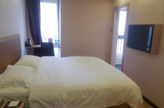 Номер Стандарт, Greentree Inn Chengdu Hightech Development West Zone Shidai Tian Street Express