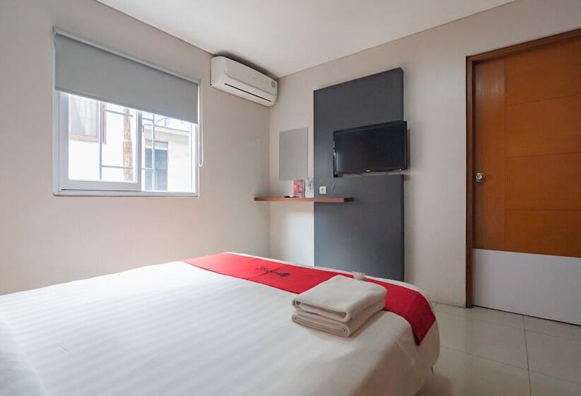 Номер Economy, Reddoorz Plus @ Dago Pojok 3