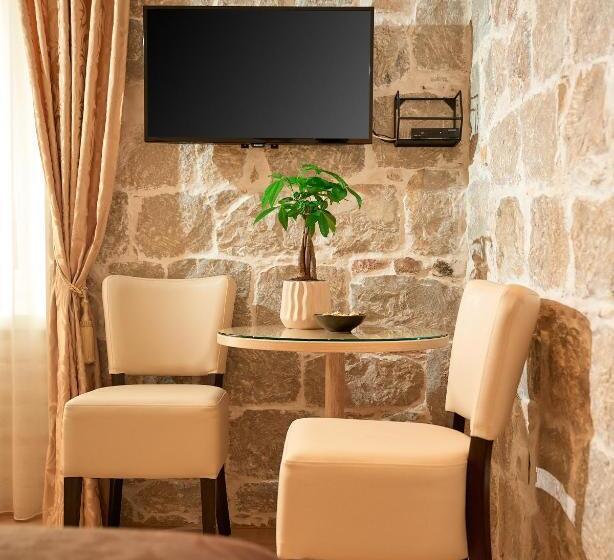 اتاق استاندارد, Lanterna Rooms