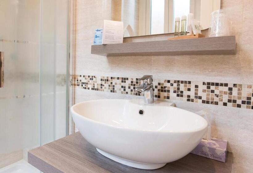 اتاق کلاسیک, Domus Trevi