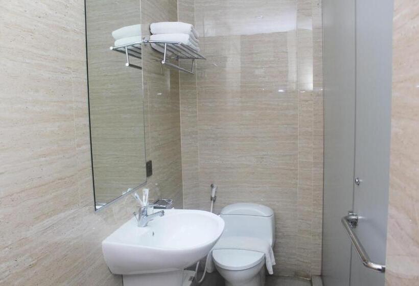 Хижина, Thong S Inn Hotel Kualanamu