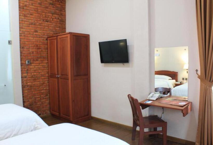 Вилла 1 Спальня, Thong S Inn Hotel Kualanamu