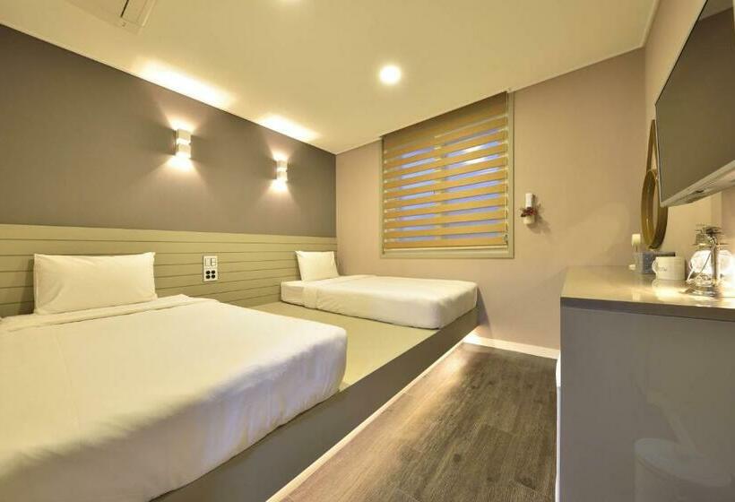 Номер Стандарт, With U Hotel & Guesthouse