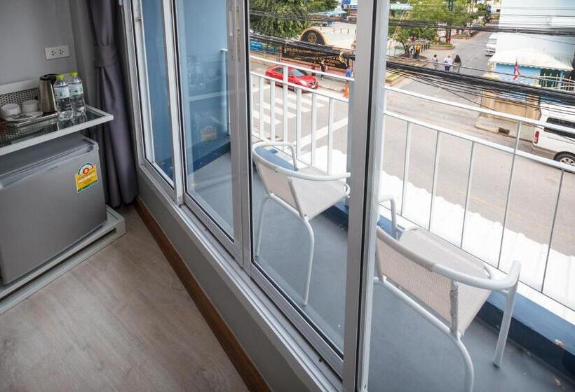 스탠다드 룸, The Moon Hostel Huahin