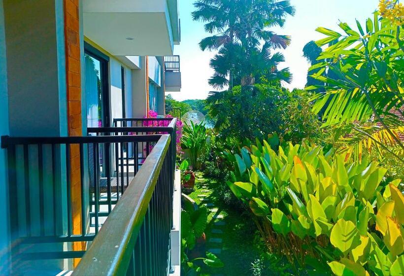 Люкс с Балконом, The Nest Hotel Nusa Dua