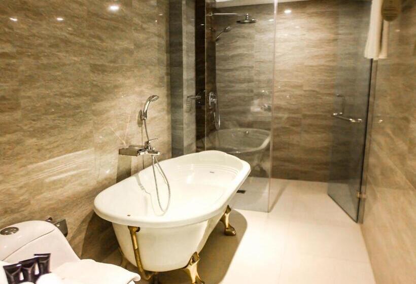 Президентский Люкс, The Nest Hotel Nusa Dua