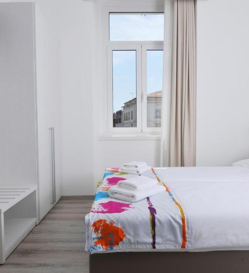 Номер Deluxe Вид на Город, Boutique Suites Joyce
